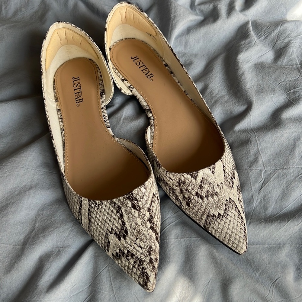 Snakeprint Flats - Size 7.5